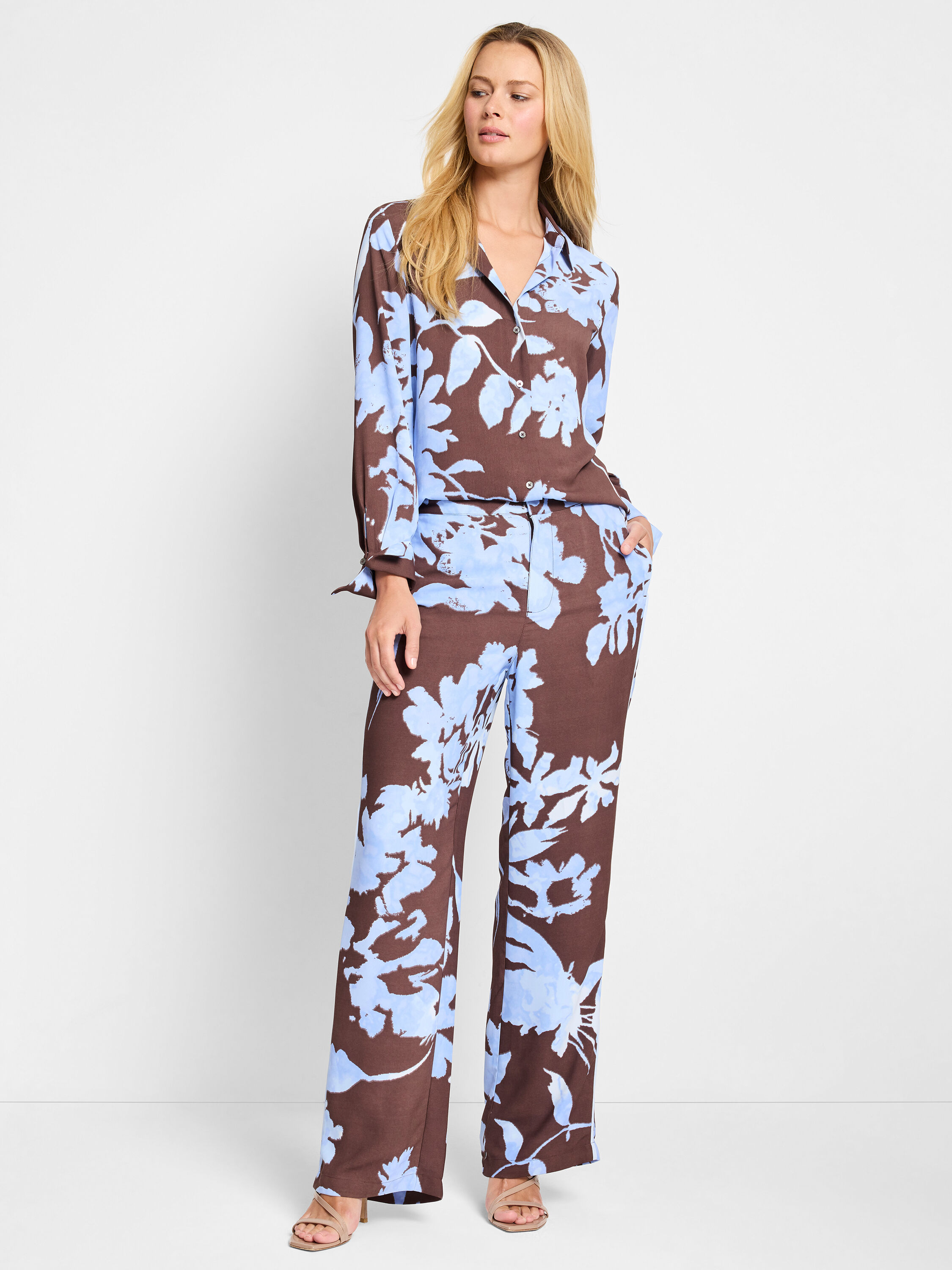 Cloud Blossom Woven Top | NIC+ZOE