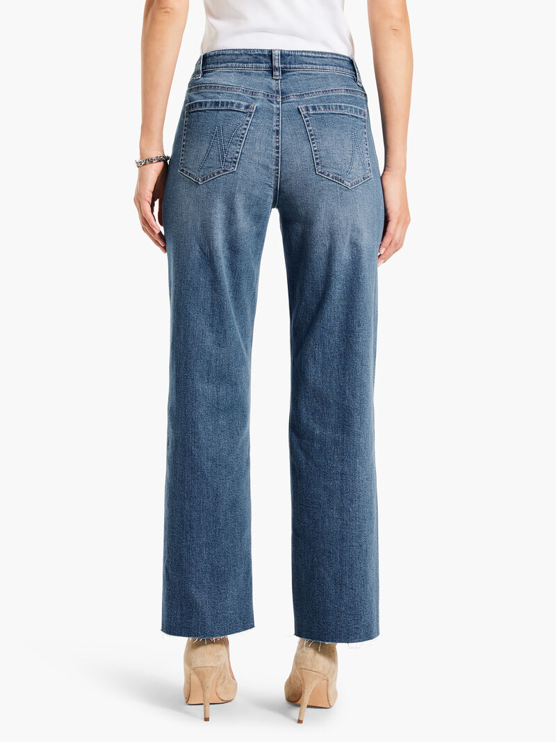 Woman Wears NZ Denim 28" Mid Rise Ankle Boyfriend Jeans image number 3