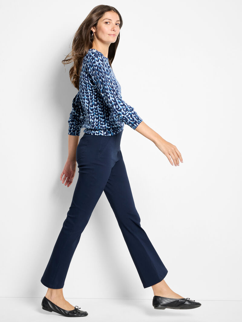 Woman Wears 28" Berkeley Boot Wonderstretch Pant image number 4