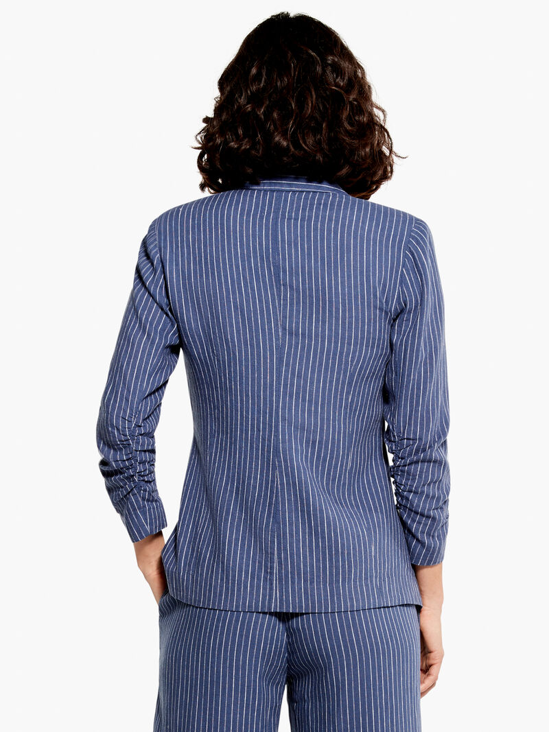 Woman Wears Central Park Scrunch Sleeve Jacket image number 3