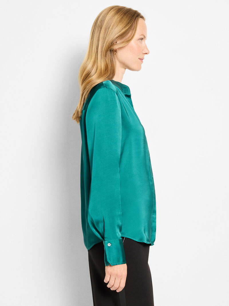 Woman Wears Day Gloss Shirt image number 2