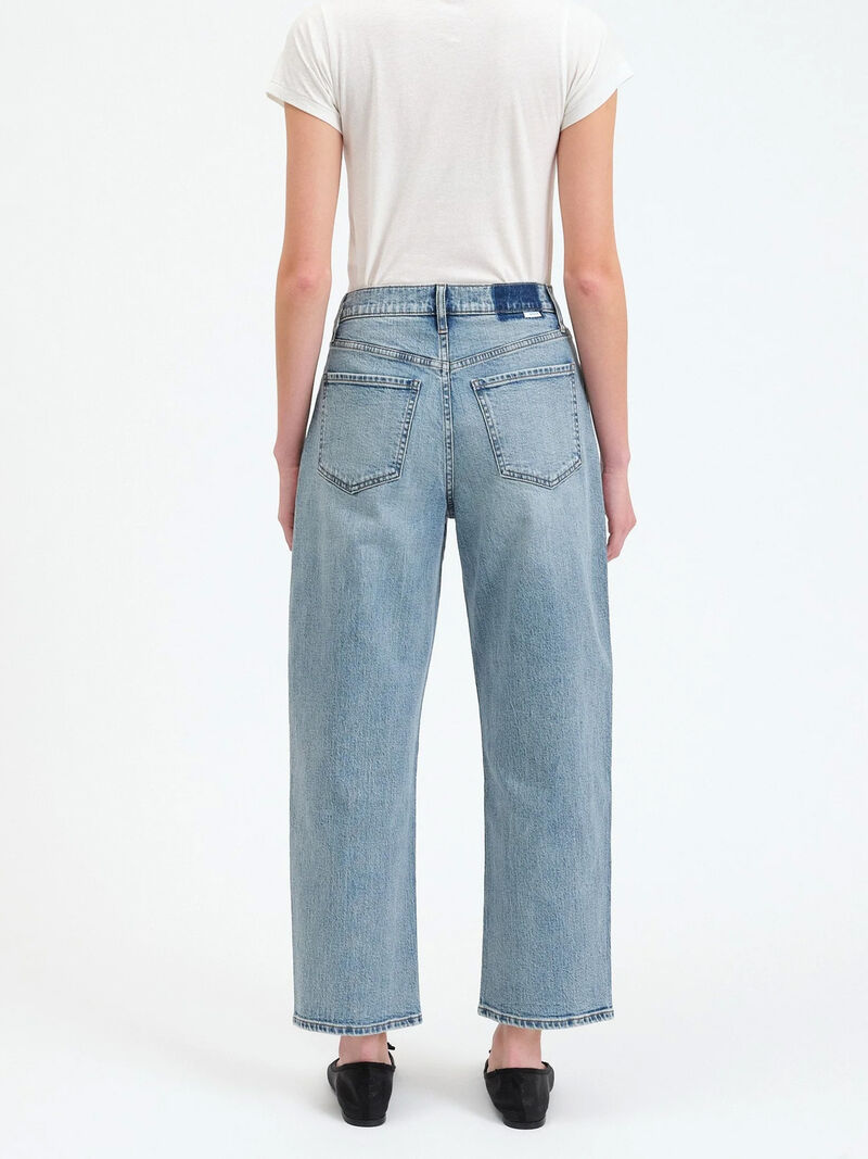 Woman Wears Daze - Westward Barrel Jean image number 2