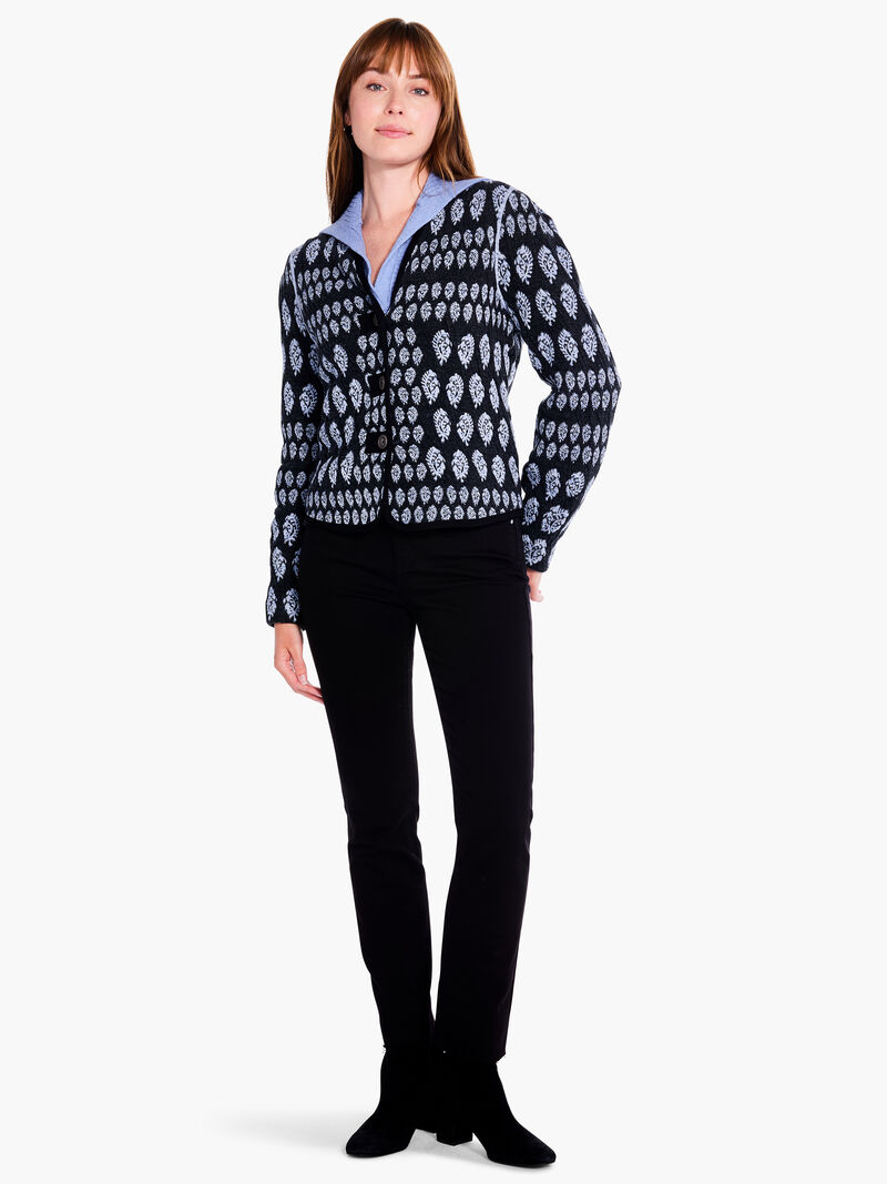 Woman Wears Quilted Eclipse Knit Jacket image number 4