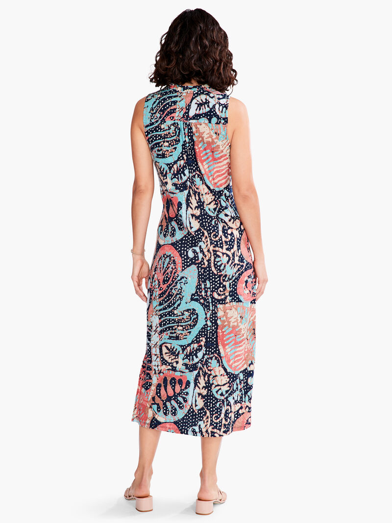 Woman Wears Batik Stamp Dress image number 3