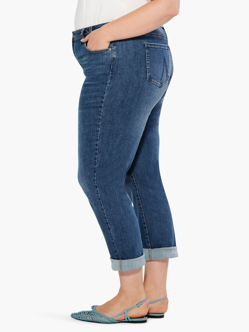 Woman Wears NZ Denim 29" Mid Rise Girlfriend Jeans image number 2