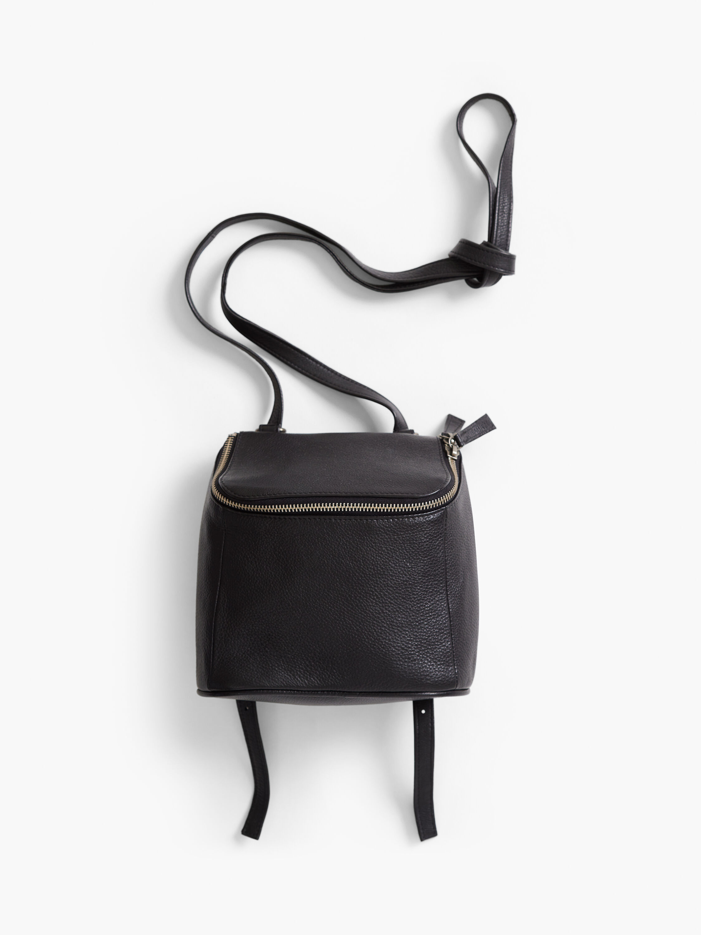 Gigi leather 2025 backpack