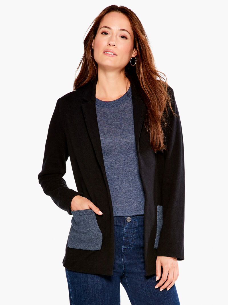 Woman Wears Pocket Blazer image number 0
