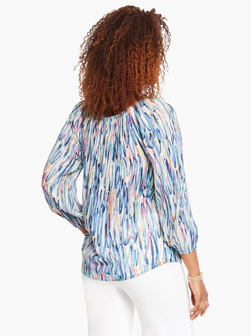 Woman Wears Toucan Shirt image number 3