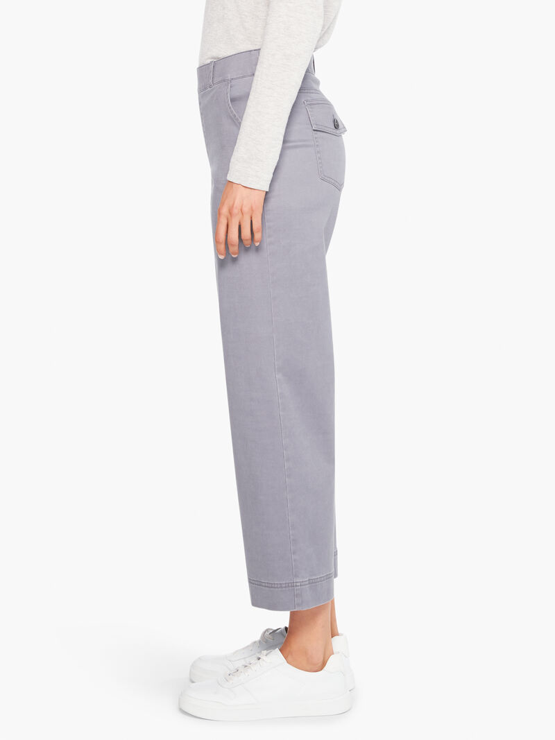 Woman Wears Crisp Stretch Wide-Leg Pant image number 1