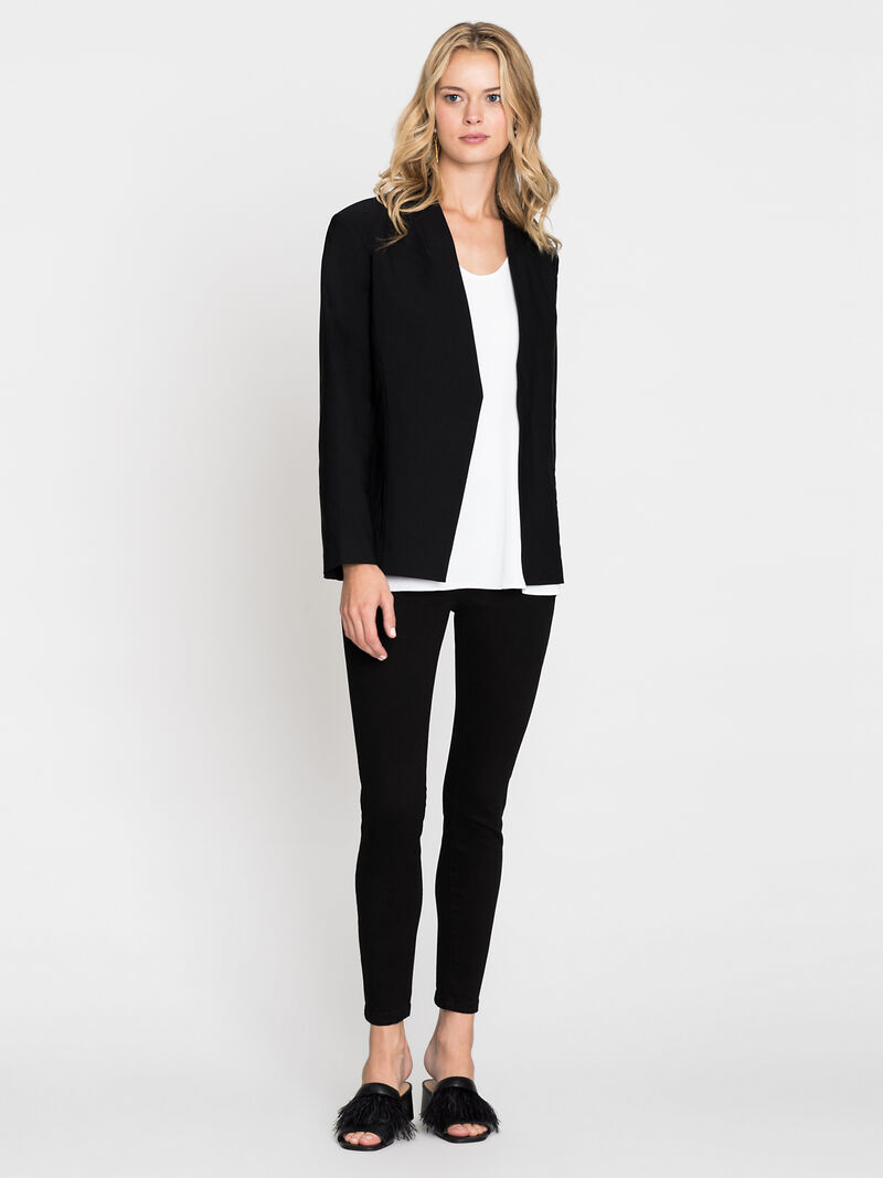Woman Wears Wonderstretch Blazer image number 3