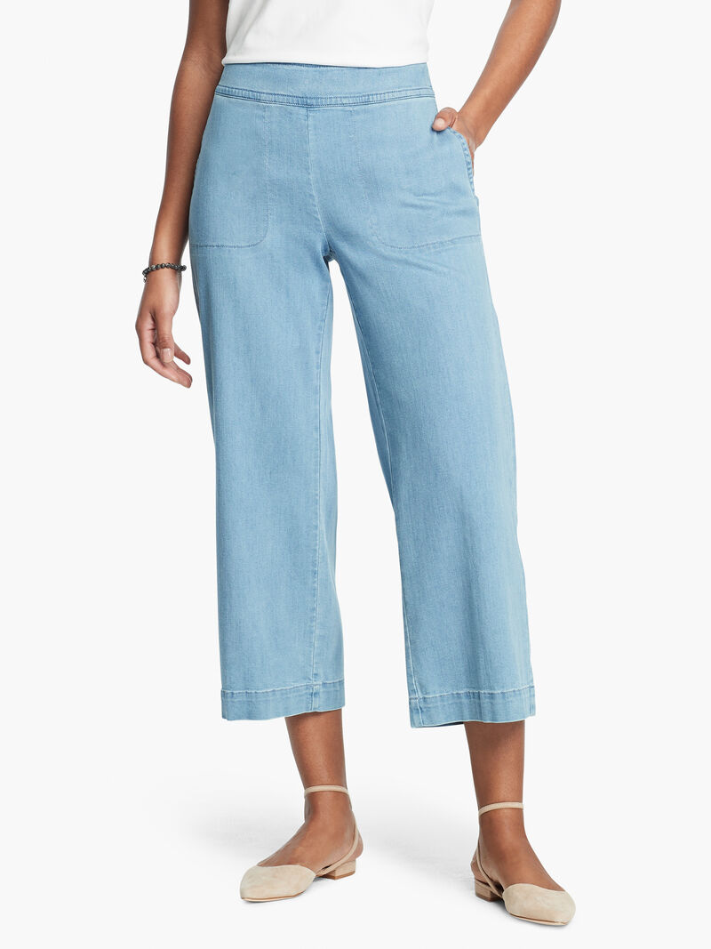 Woman Wears Summer Day Wide-Leg Jean image number 0