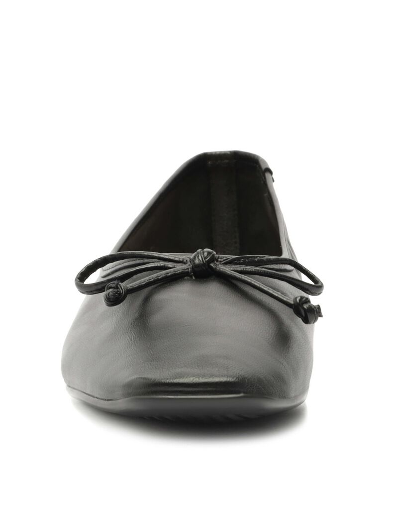Woman Wears Schutz - Arissa Flats image number 5