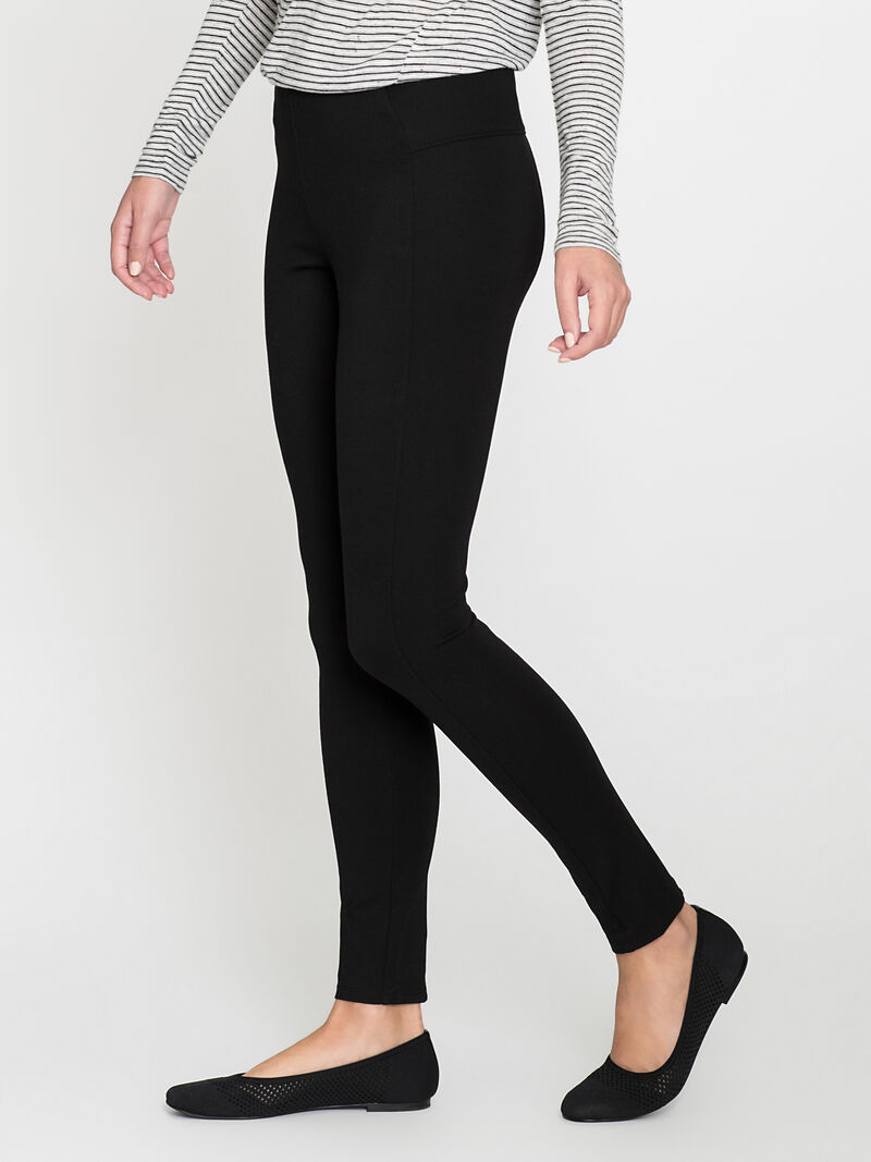 Woman Wears Dream Legging image number 1