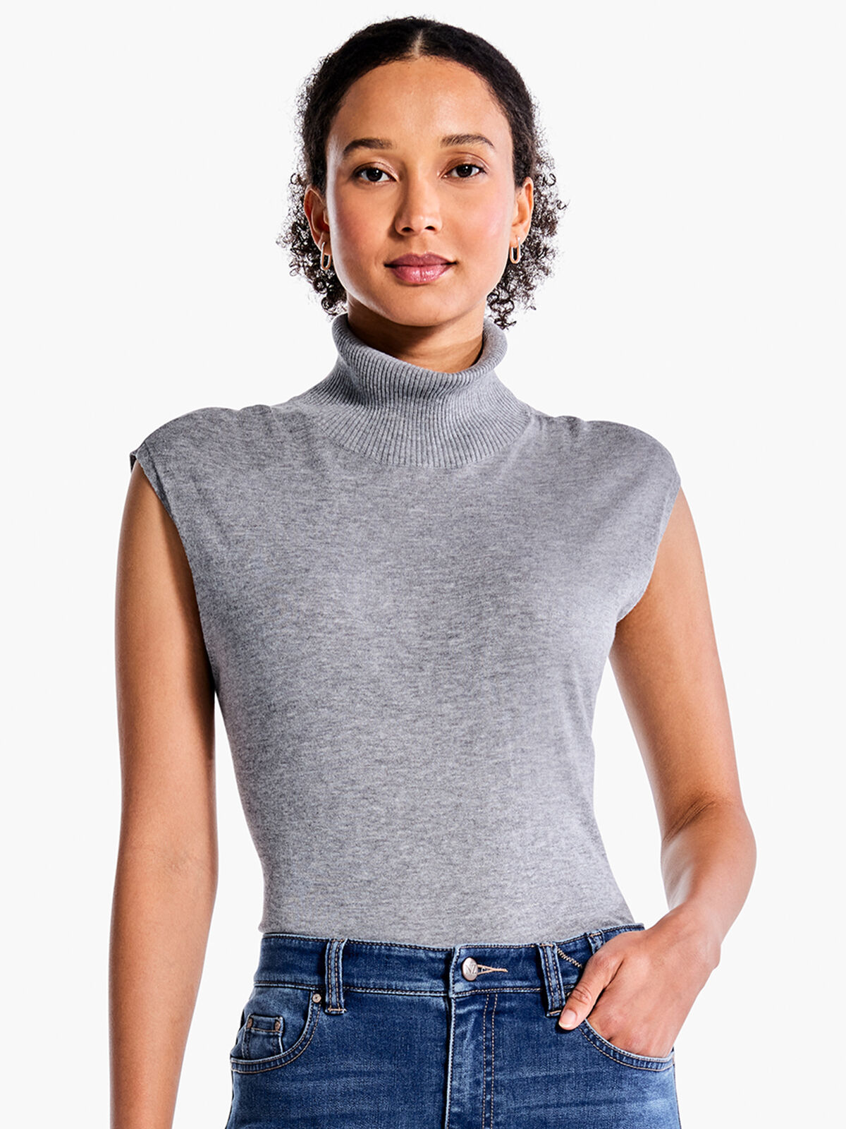 Sleeveless Turtleneck Sweater Tee