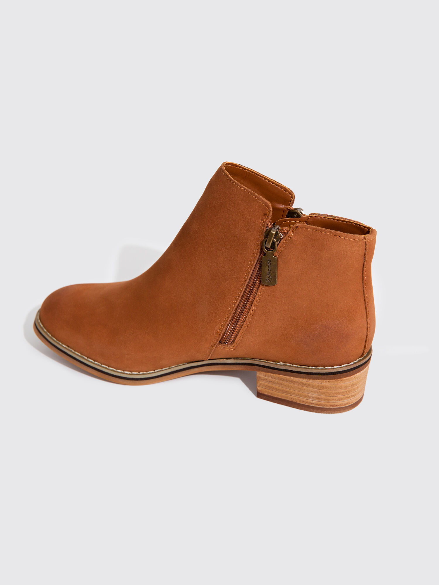 Blondo Liam Ankle Boot NIC ZOE NIC ZOE