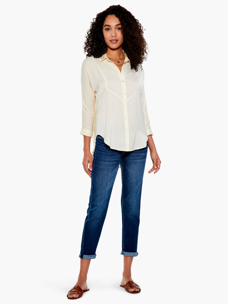 Woman Wears Soft Drape Stitch Top image number 3
