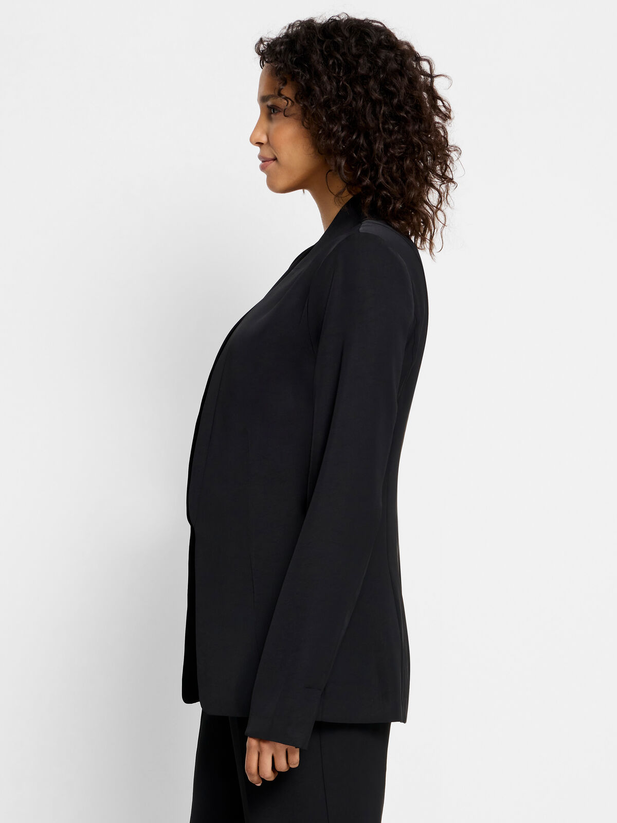 Social Edit Blazer