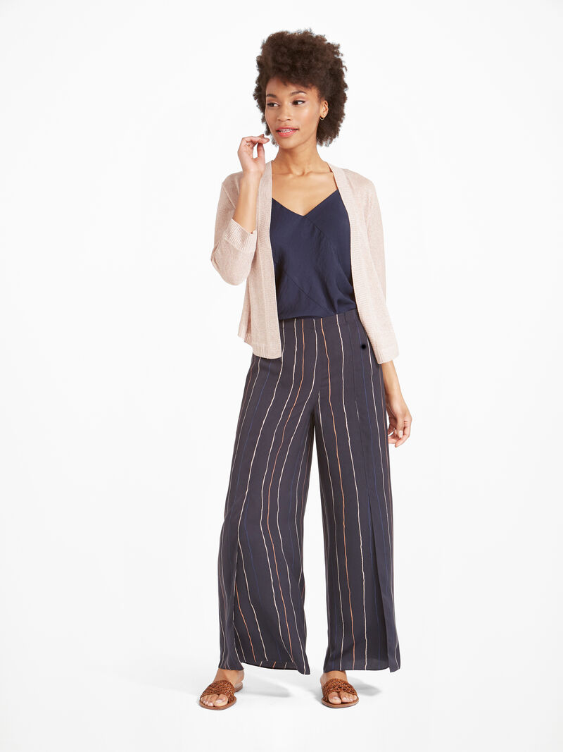 
                    Gleaming Cardigan