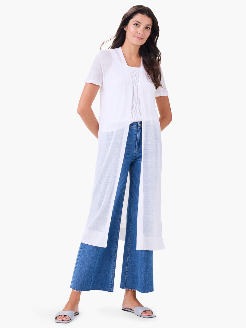Woman Wears Featherweight Duster image number 0