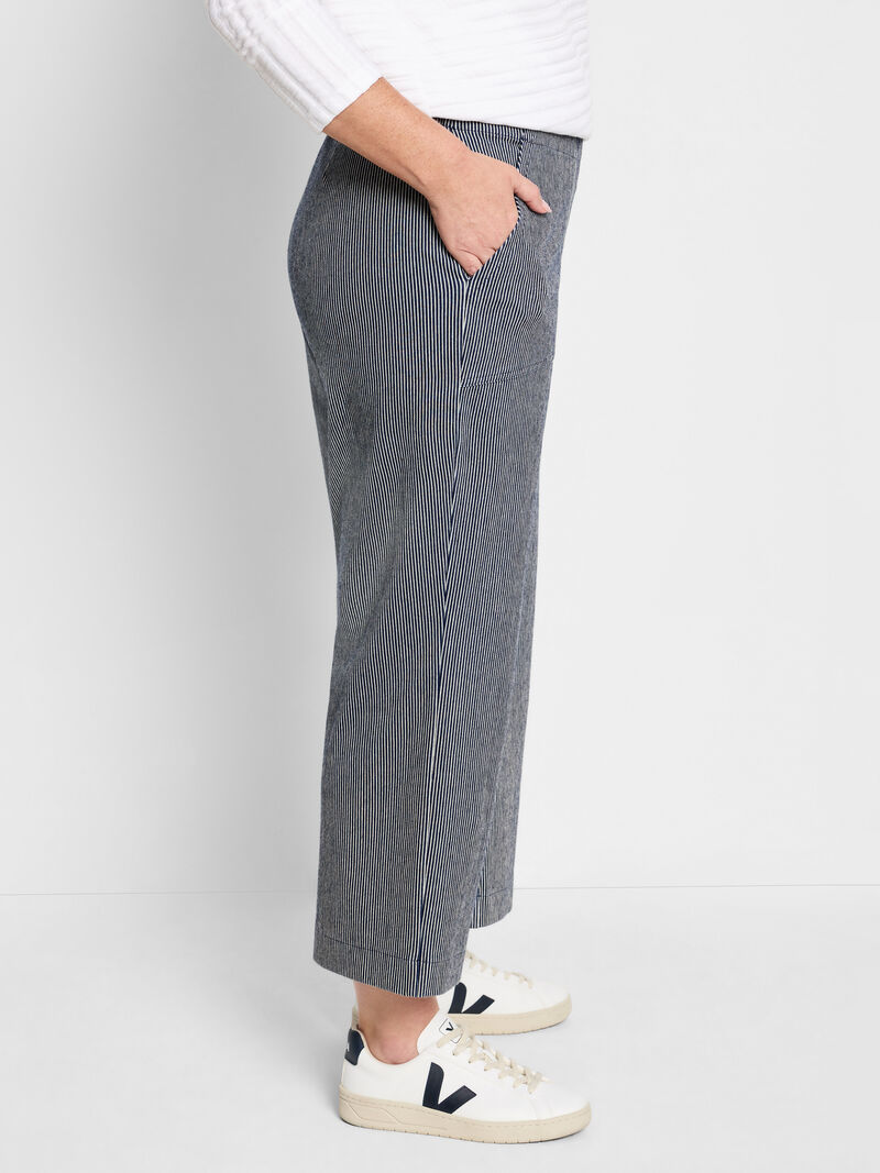 Woman Wears All Day Stripe Wide-Leg Jeans image number 2