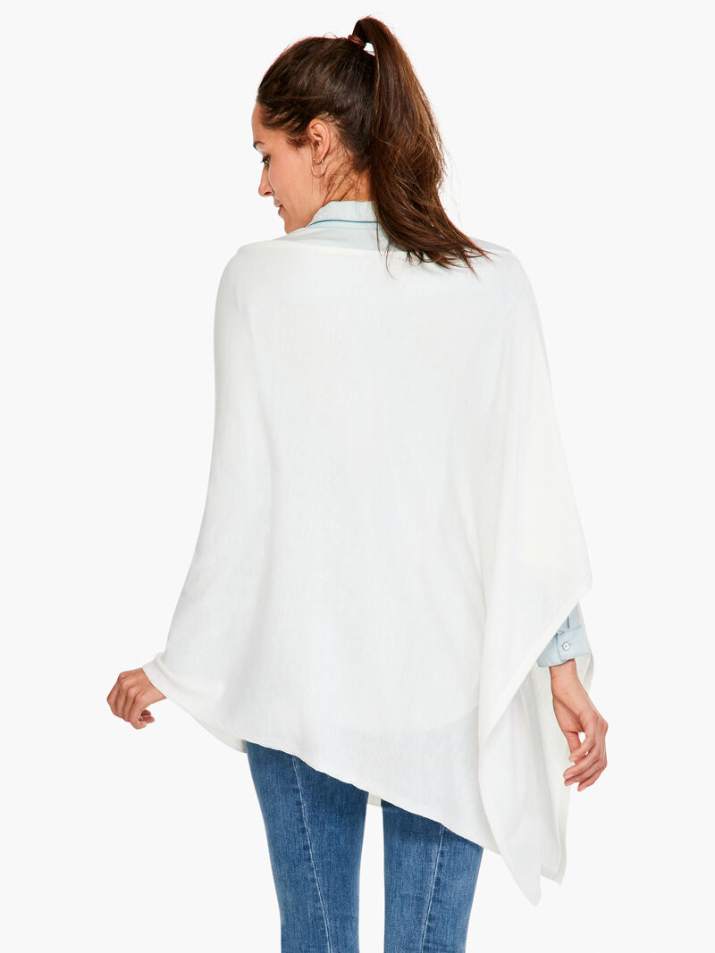 Woman Wears Echo Essentials Topper image number 2