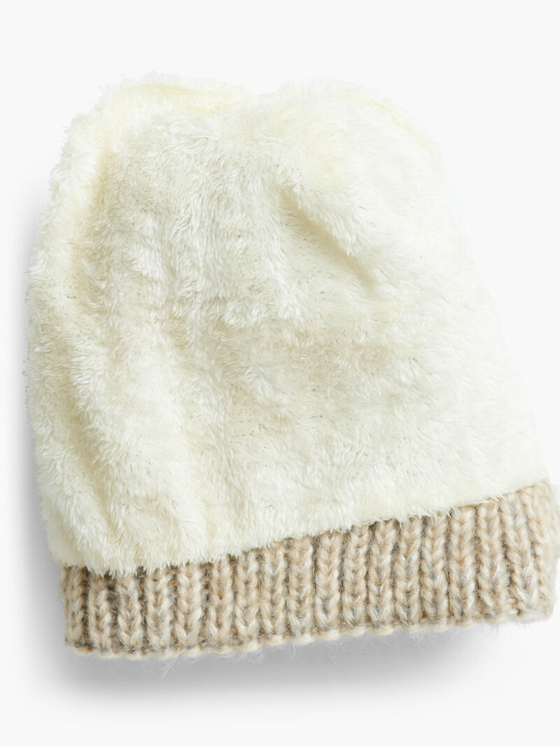Woman Wears Lined Mélange Beanie image number 1