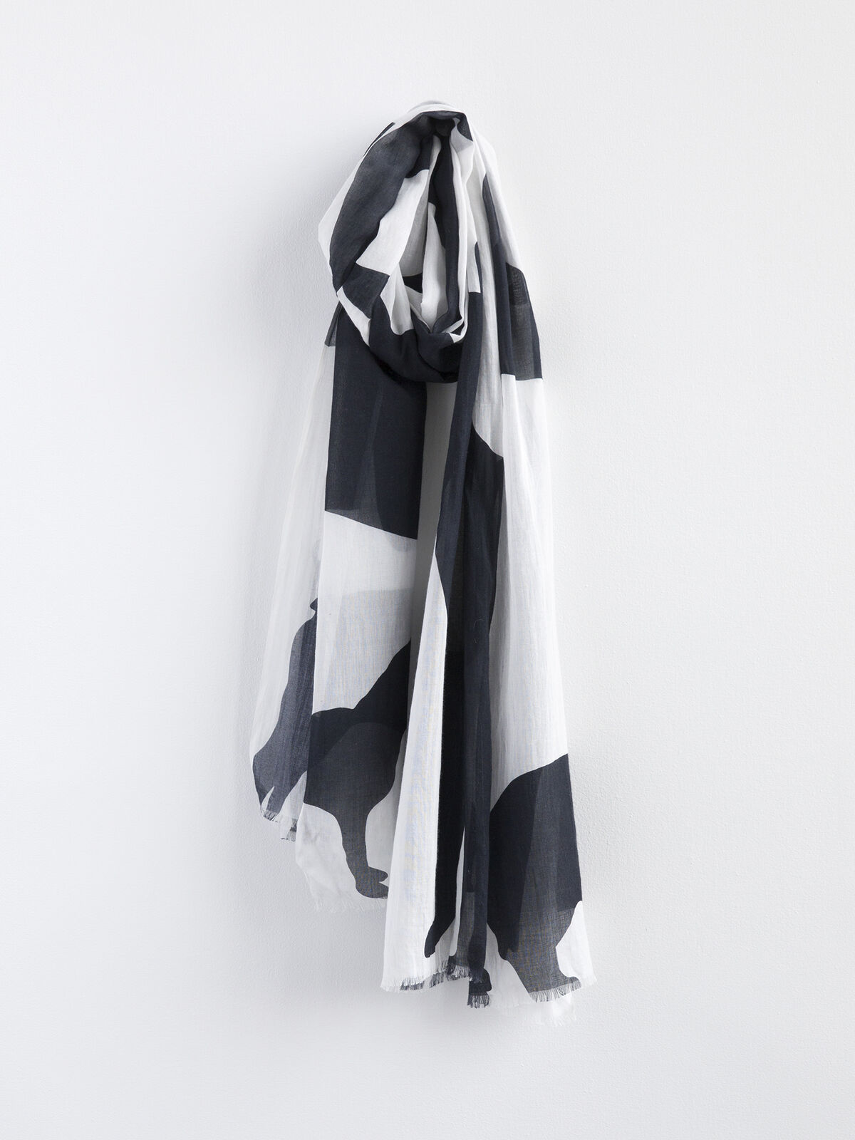 DEBBIE MARTIN DOG SILHOUETTES SCARF