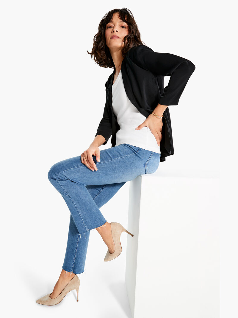 Woman Wears Smart Look Blazer image number 7