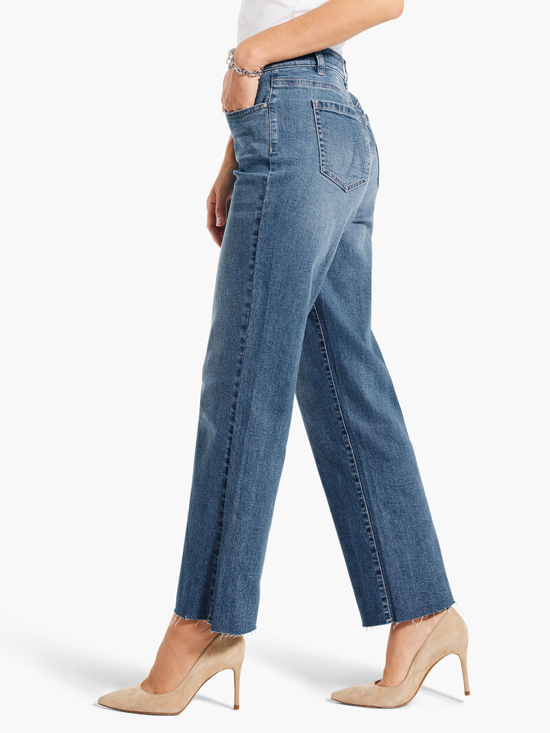 Woman Wears NZ Denim 28" Mid Rise Ankle Boyfriend Jeans image number 2