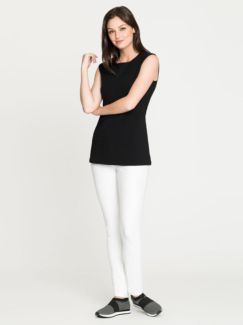 Woman Wears Perfect Layer image number 3