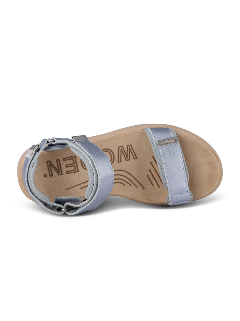 Woman Wears Woden - Line Metallic Sandal image number 3