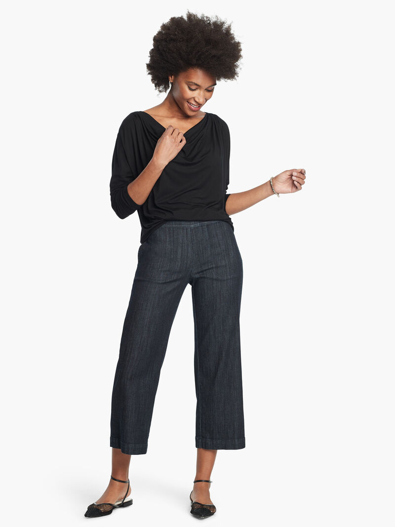 Woman Wears Summer Day Wide-Leg Jean image number 3