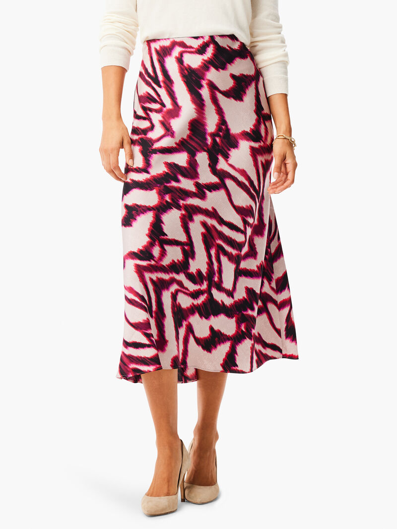 Woman Wears Blurred Ikat Skirt image number 0