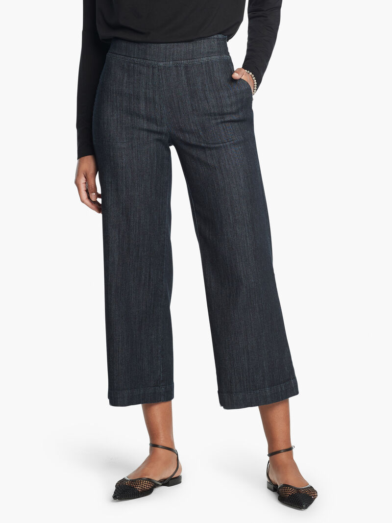 Woman Wears Summer Day Wide-Leg Jean image number 0