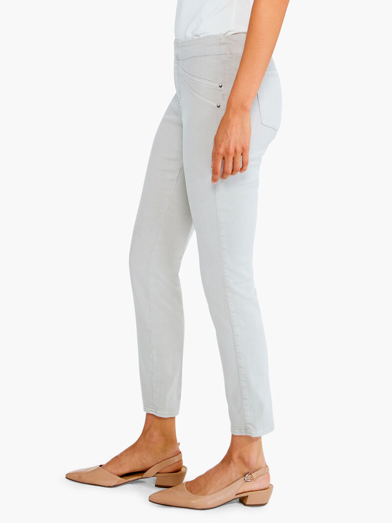 Woman Wears All Day Denim Slim Jean image number 1
