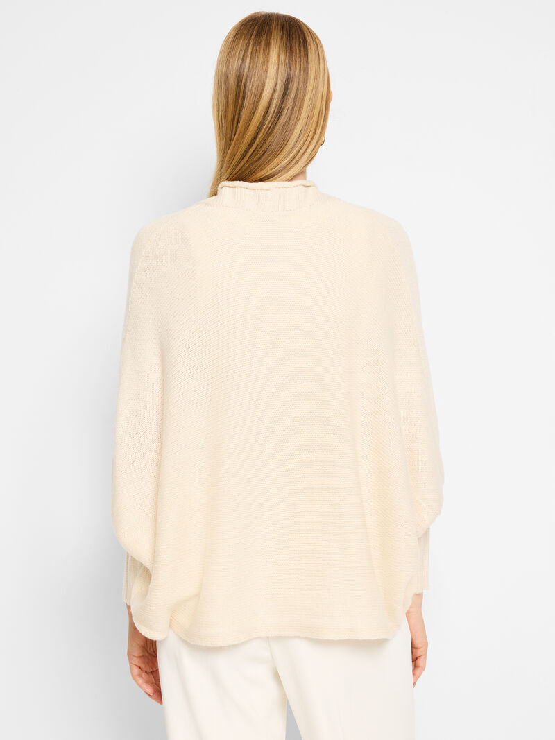 Woman Wears Cozy Crush Cardigan image number 3