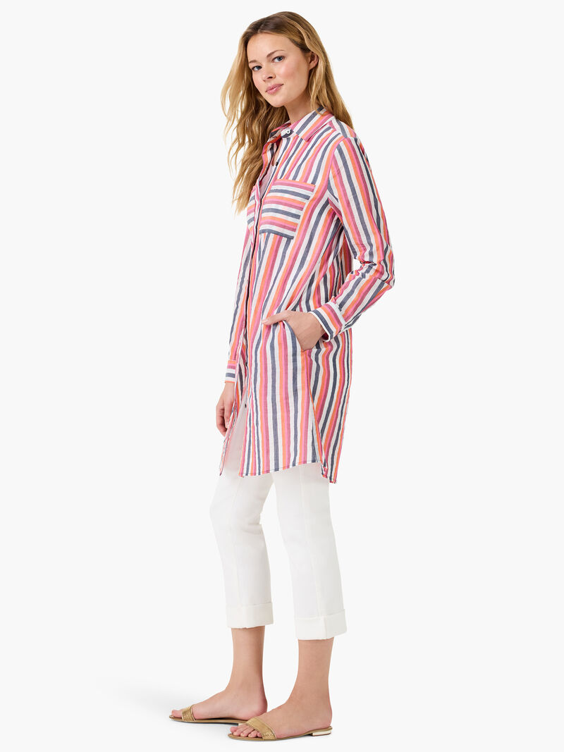 Woman Wears Daybreak Tunic image number 2