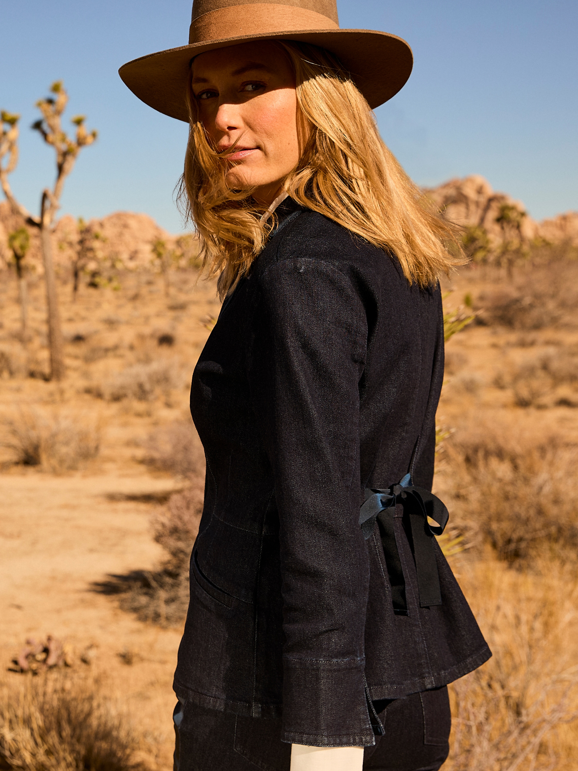 ジャケット・アウター clane OVER SHOULDER GOLD BUTTON BLAZER CLANE OVER SHOULDER GOLD BUTTON BLAZER - メルカリ